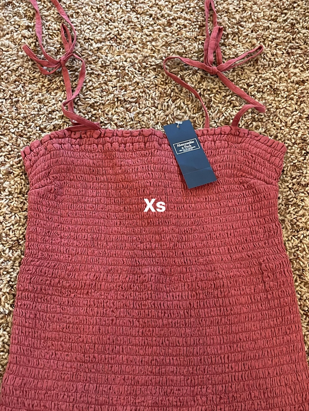 NWT Abercrombie Smocked Tie-Strap Women’s Top in Dusty Rose